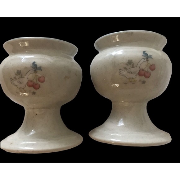 Pair of Vintage International Marmalade Taper Candle Holders Goose with Berries - Picture 1 of 5